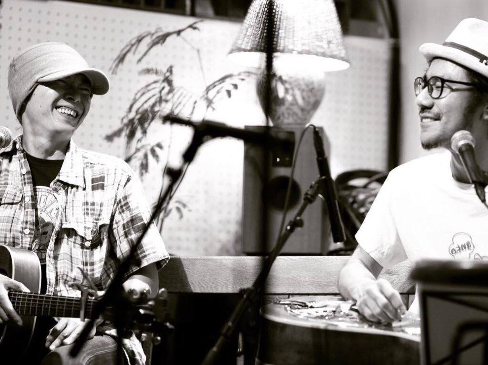 Los Dobros(ロス・ドブロス)
